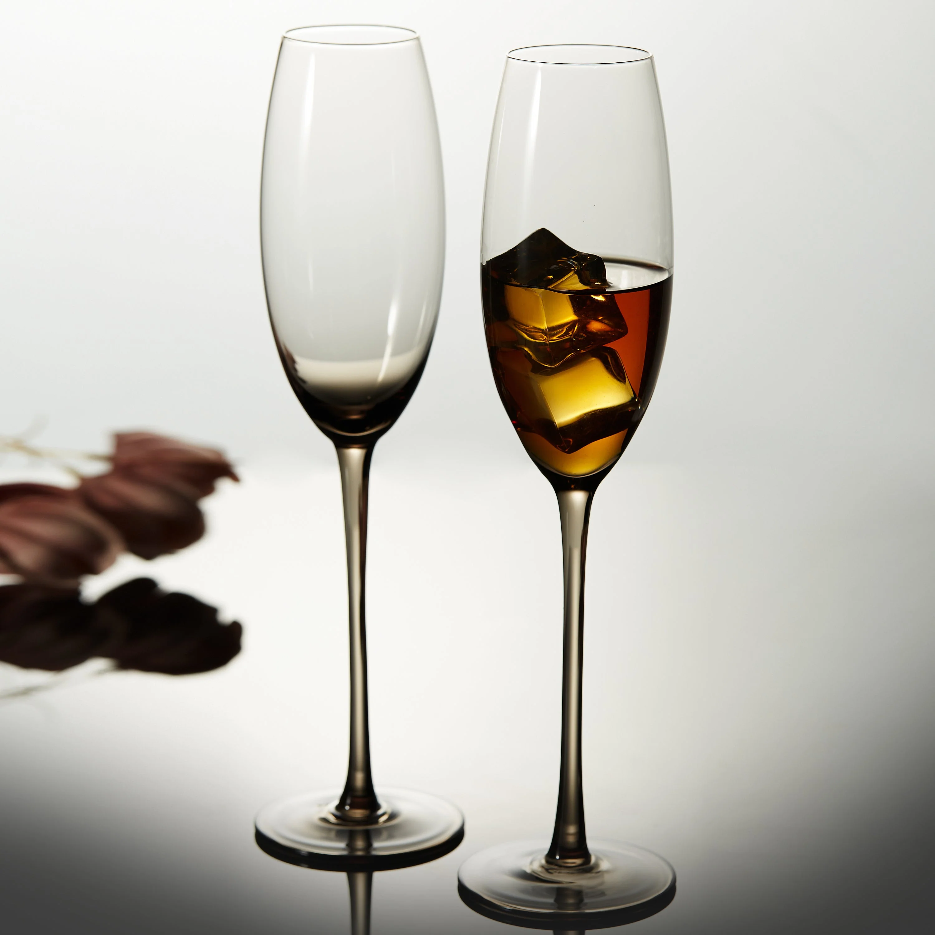 Berkware Luxurious and Elegant Sparkling Colored Glassware - Champagne Flutes - Image 3