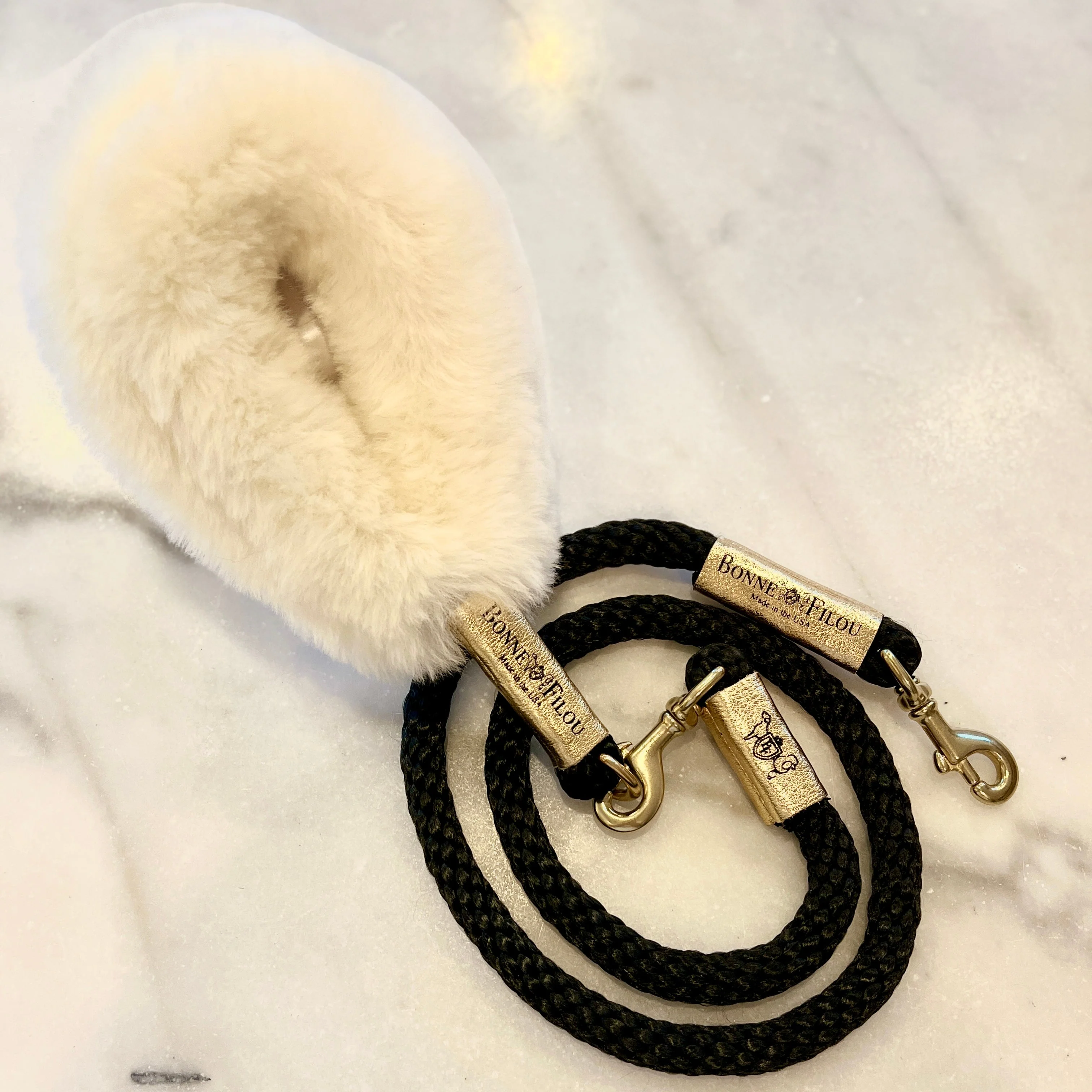 Bundle Shearling Fur Grip + Rope Leash for Dogs - Image 7