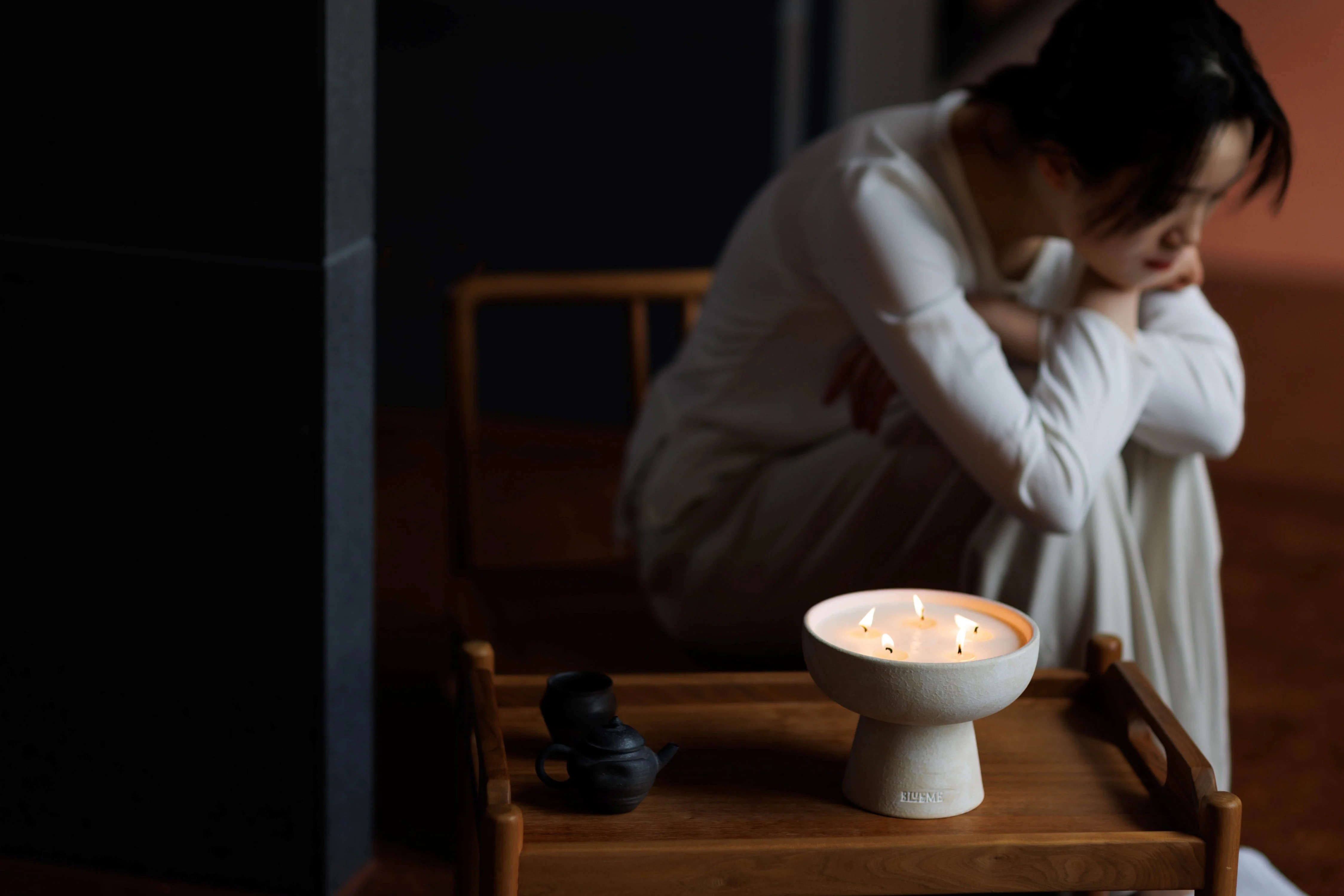 Calm Refillable Candle Osmanthus & Sandalwood - Image 4
