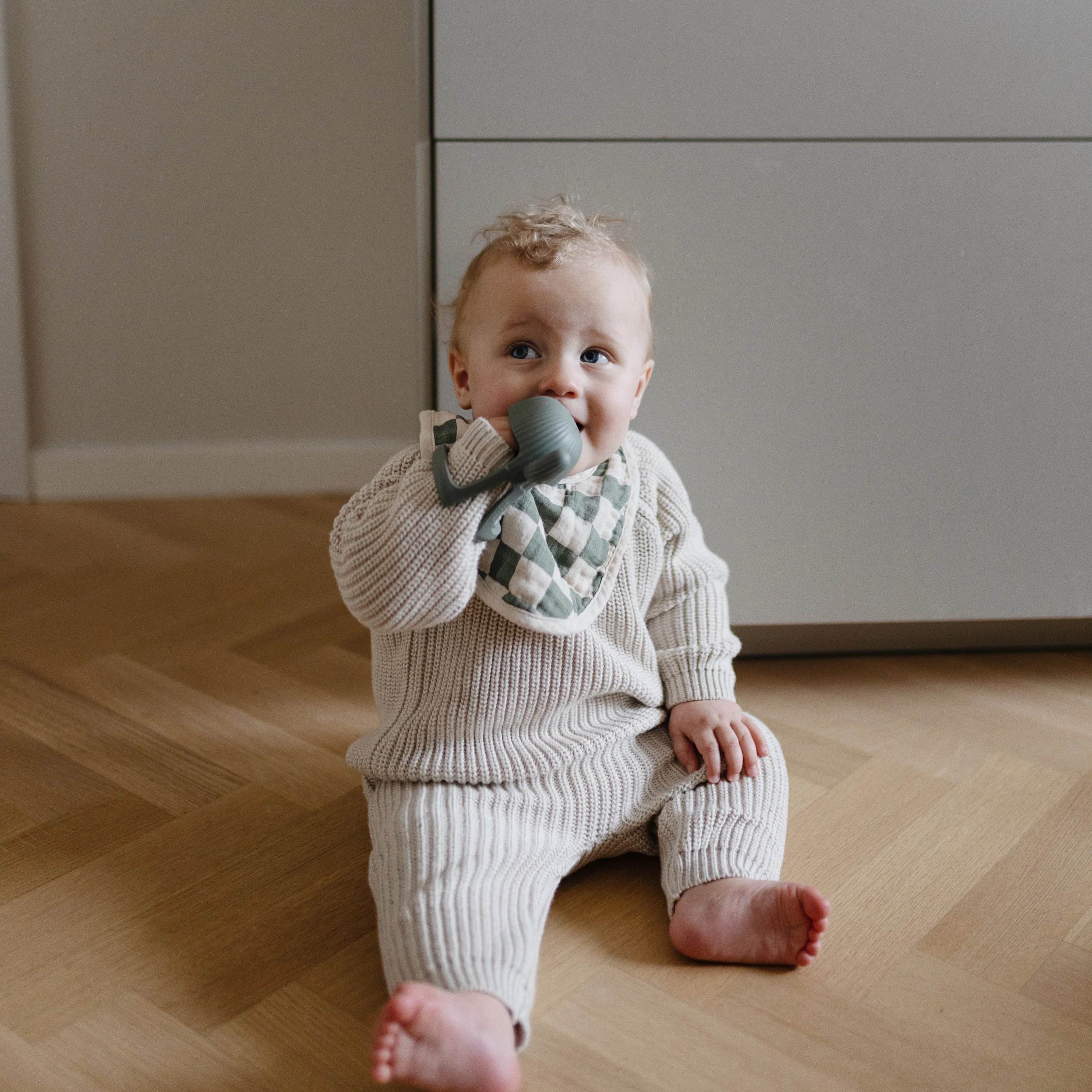 Chunky Knit Sweater - Image 24
