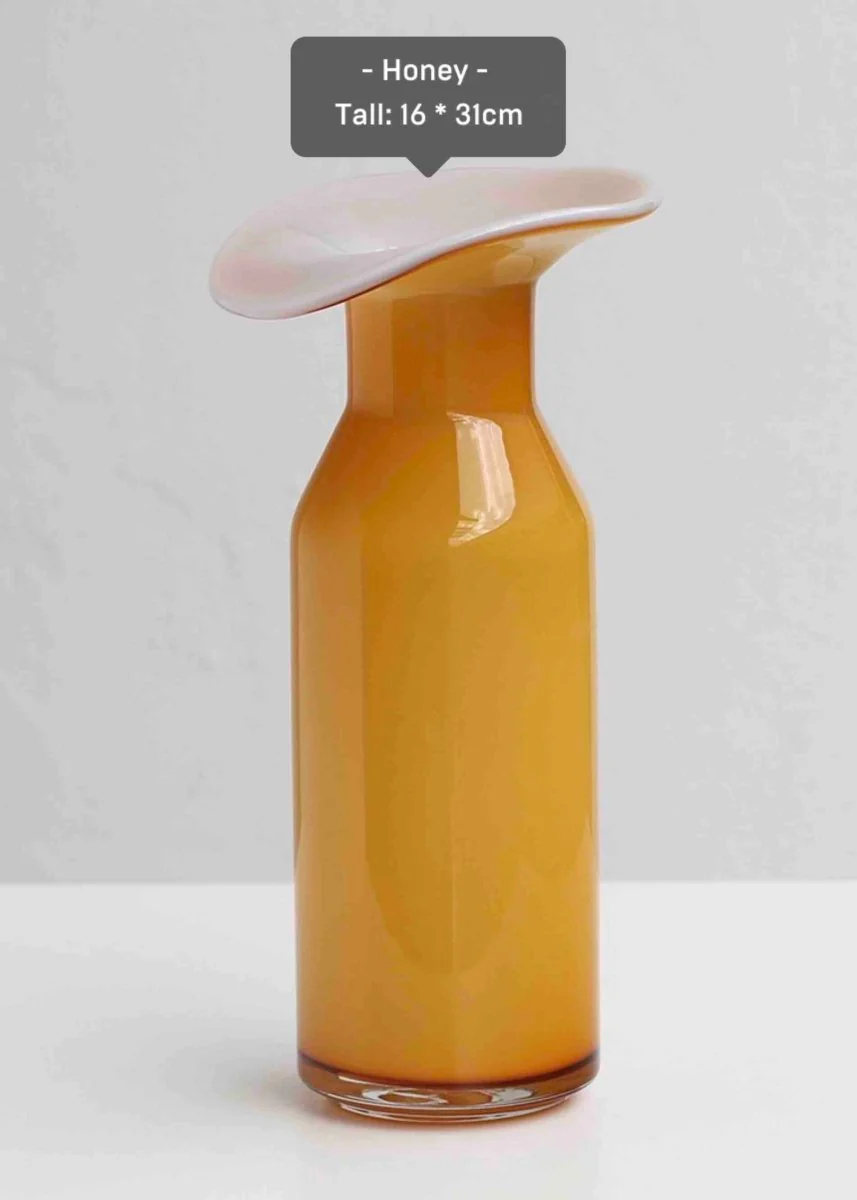 Contemporary Decorative Blooming Vase - Whimsical Eclectic Centerpiece Vases for Wedding & Dinner Party - Image 16