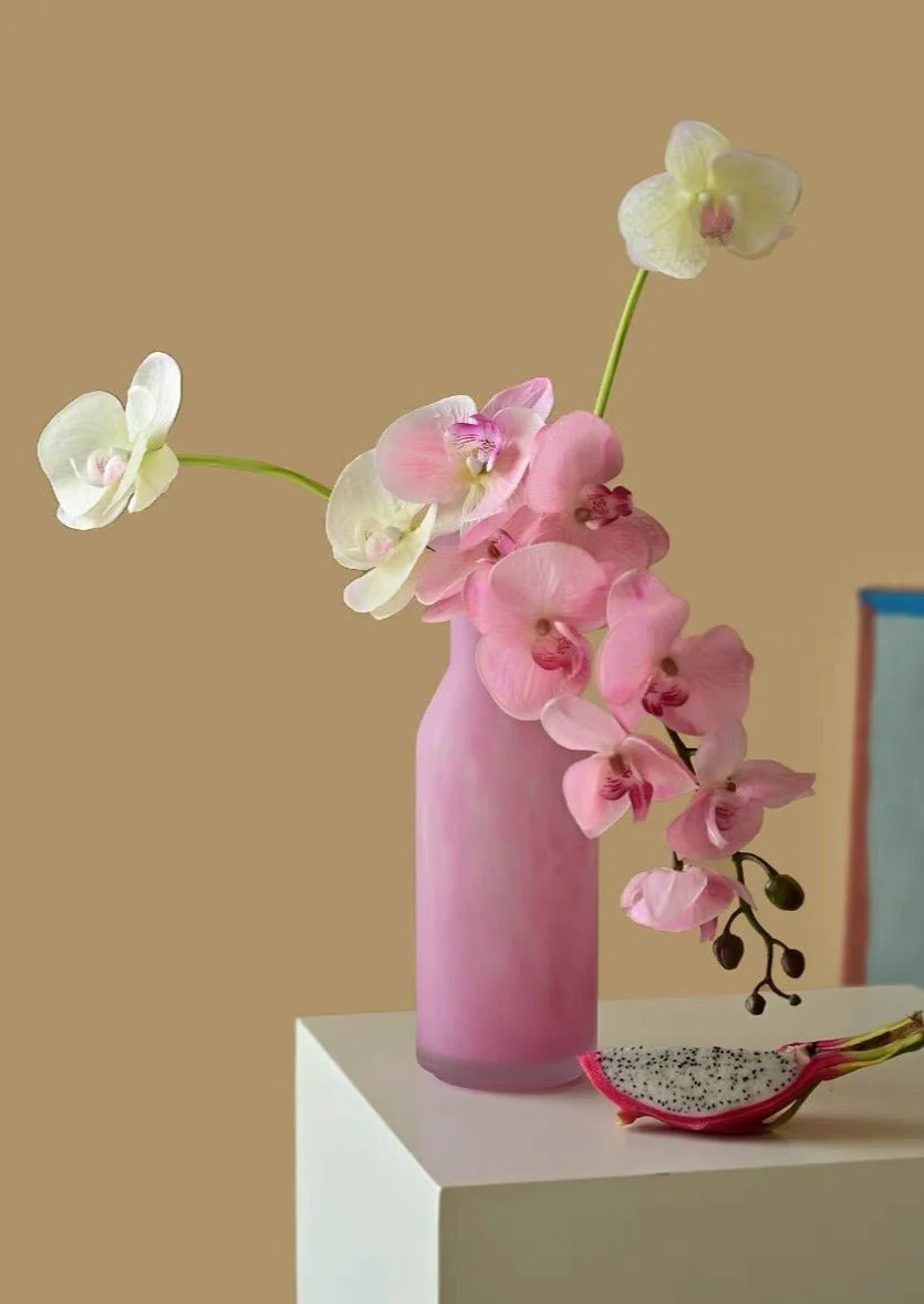 Contemporary Decorative Blooming Vase - Whimsical Eclectic Centerpiece Vases for Wedding & Dinner Party - Image 5