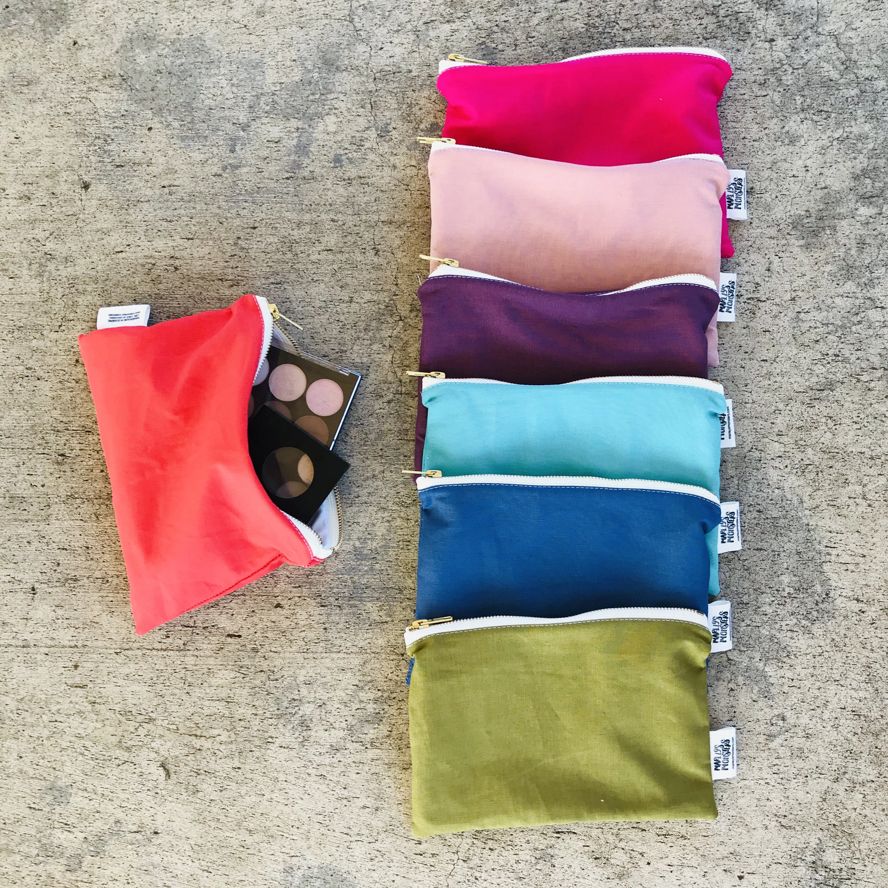 Cosmetic Bag: Linen - Image 2