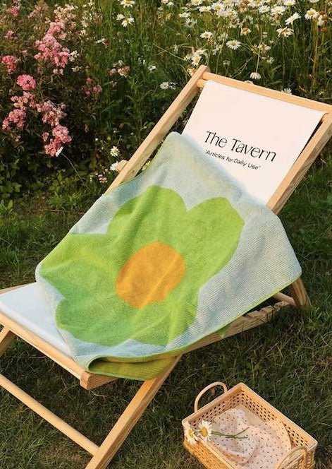 Cute Whimsical Sunflower Bath Towel - Ultra Soft & Absorbent Staple Cotton - Image 12