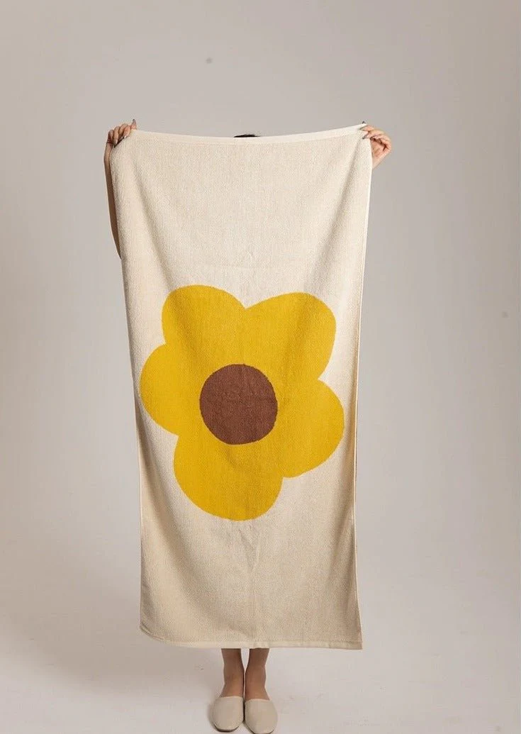 Cute Whimsical Sunflower Bath Towel - Ultra Soft & Absorbent Staple Cotton - Image 15