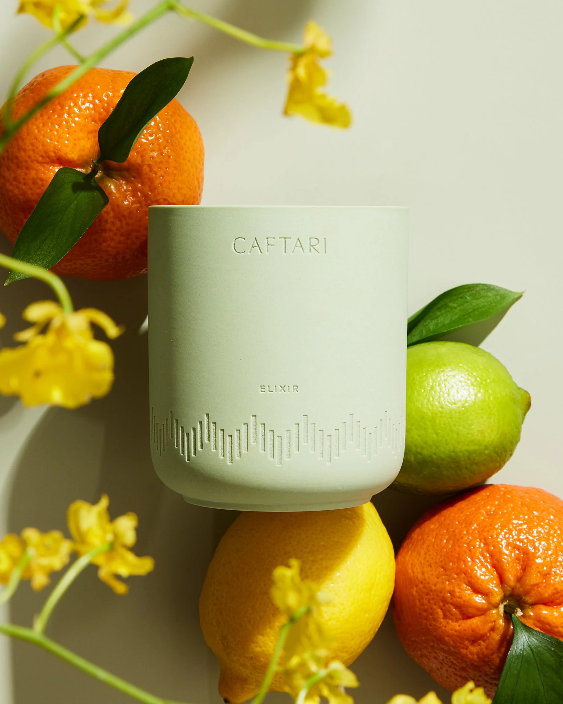 Elixir Citrus Aromatherapy Candle for Energy and Awareness - Image 2