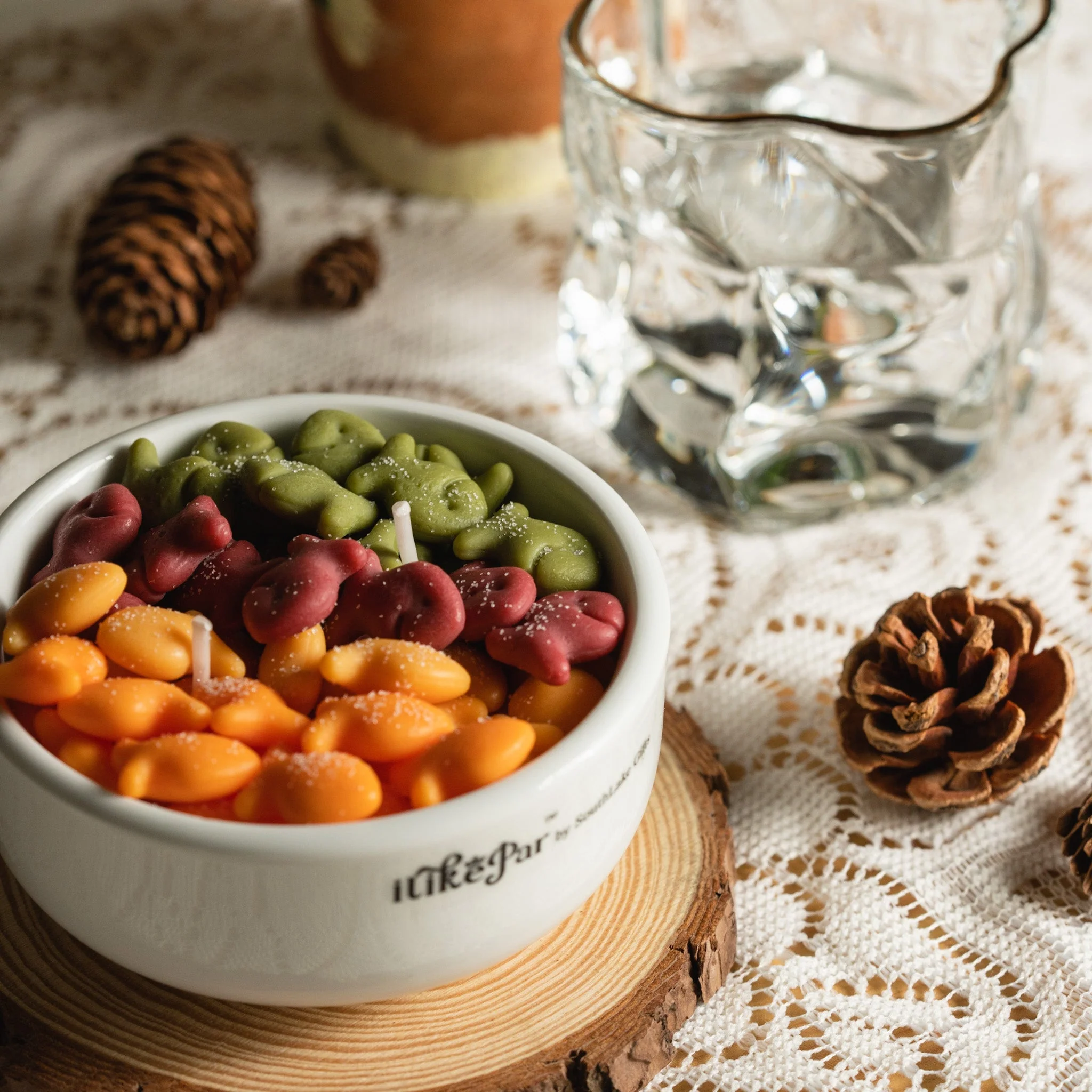 Fish & Crackers Scented Candle Bowl - Image 6