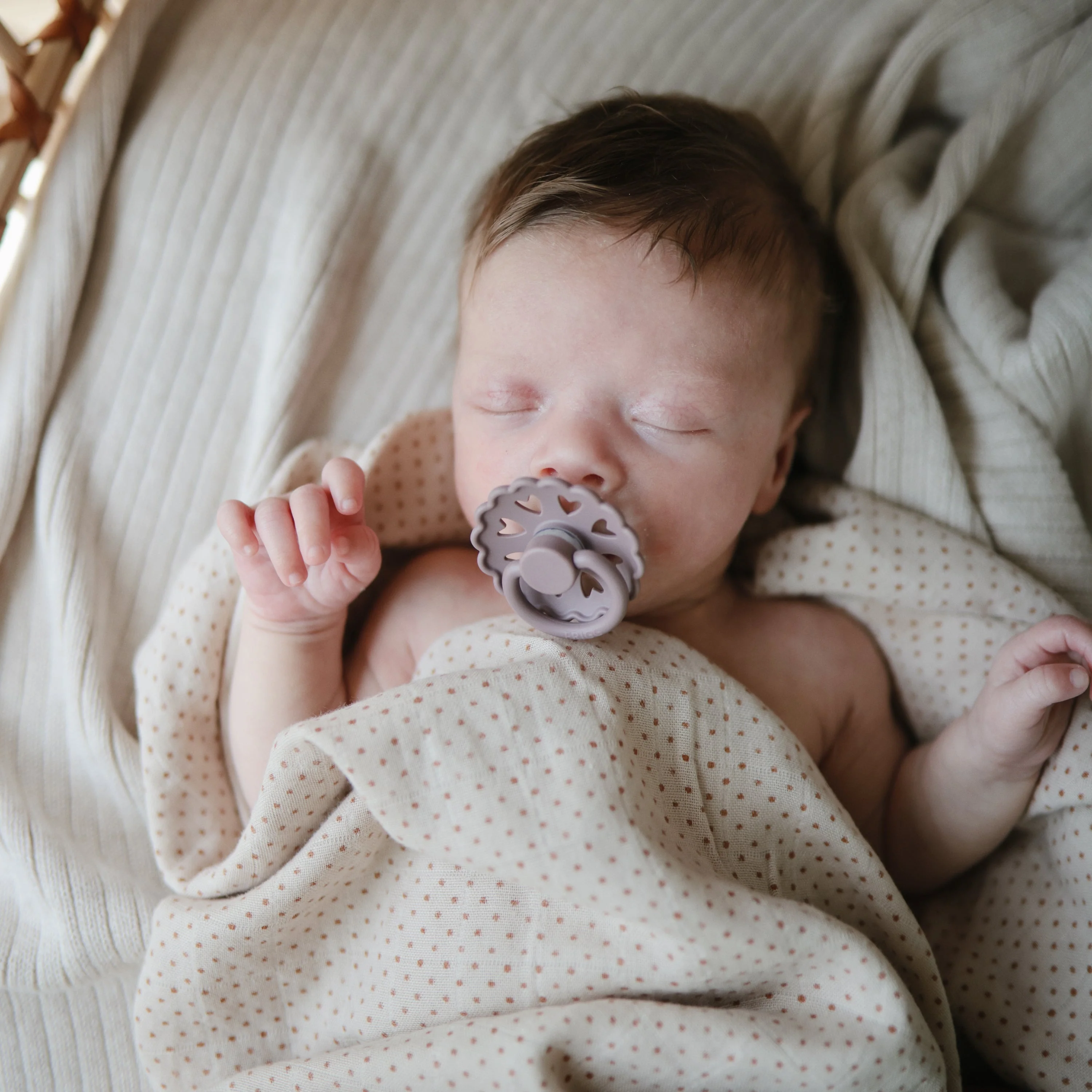 FRIGG Natural Rubber Pacifier 4-Pack - Image 32