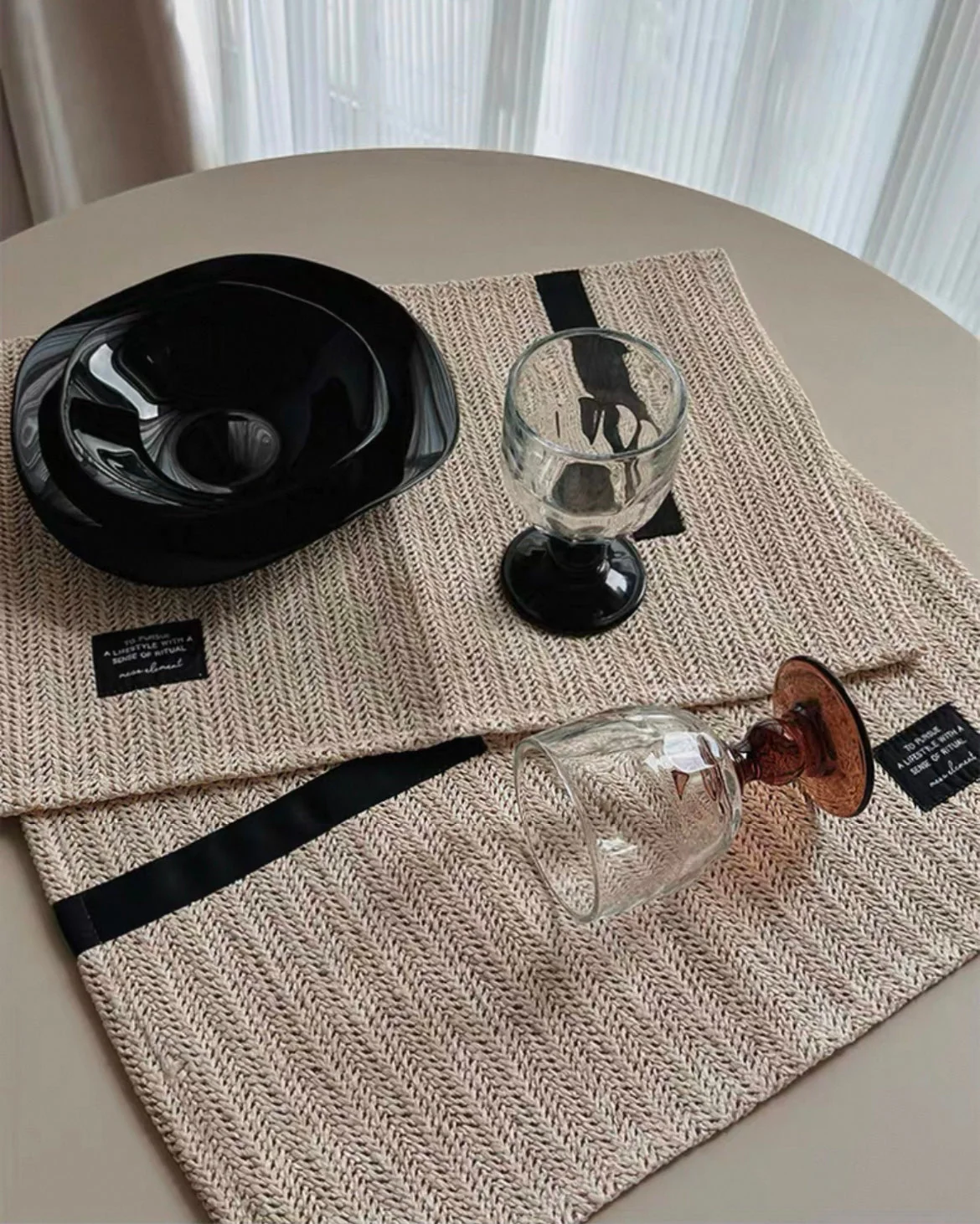 Handmade Retro Nordic Woven Reed Placemat for Elegant Table Setting - Image 2