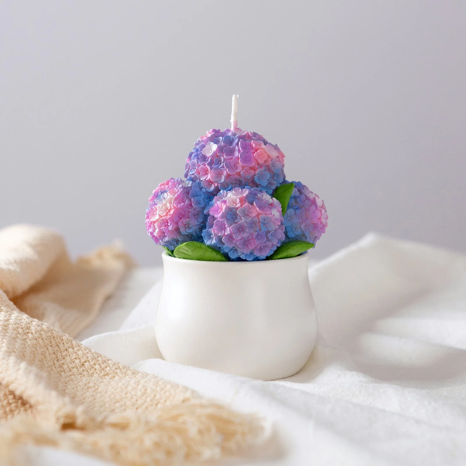 Hydrangea Candle - Image 11