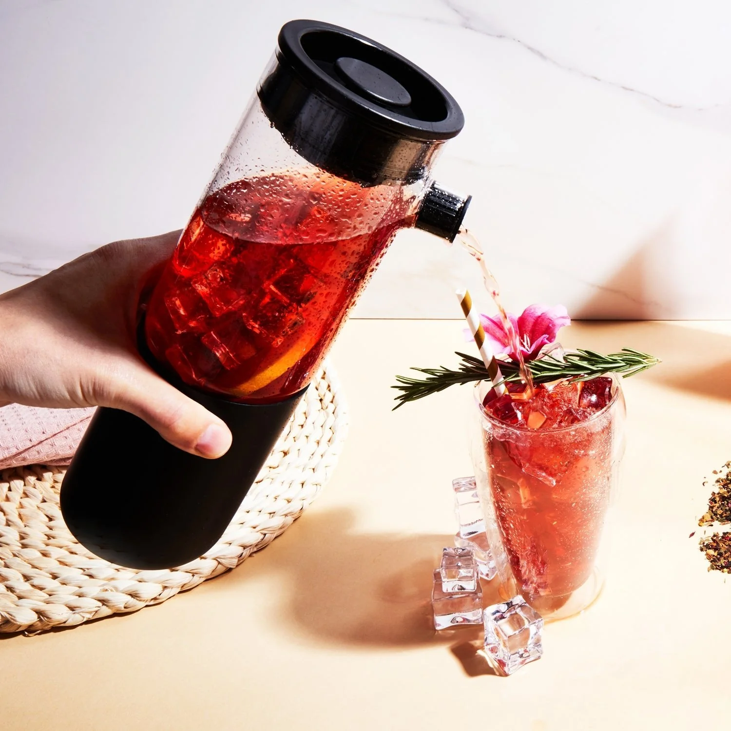 Iced Tea Pitcher with Infuser - Image 5