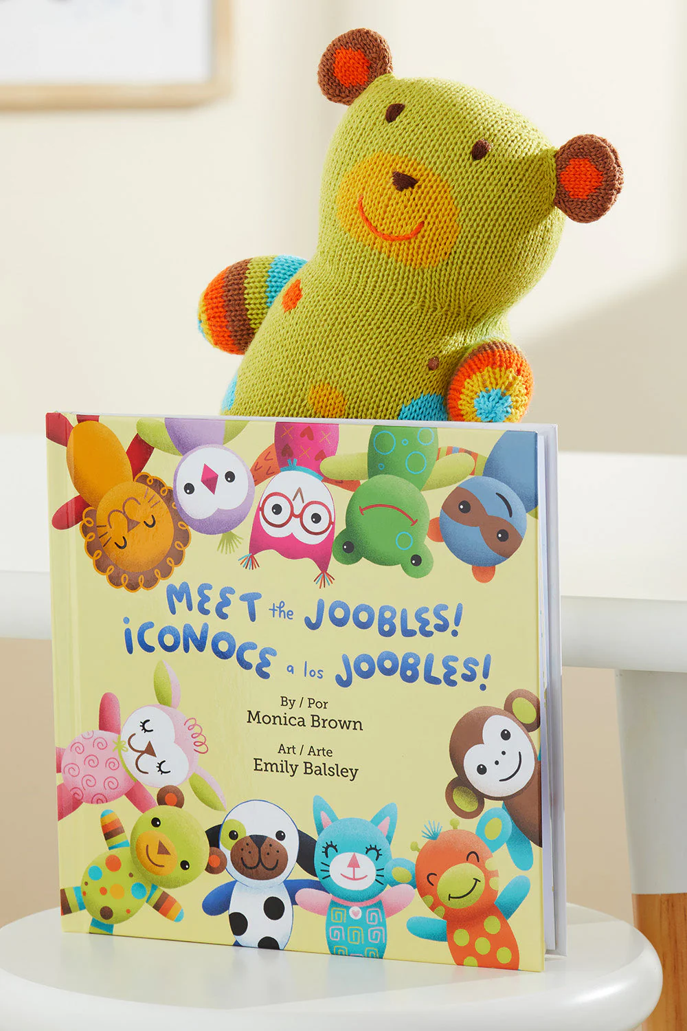 Meet the Joobles Bilingual Picture Book - Image 11