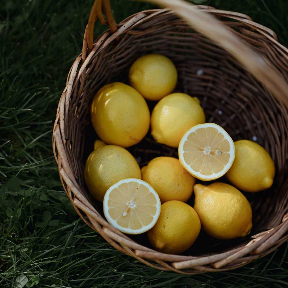 Natural Lemon Stone Face Candle 27oz - Image 2