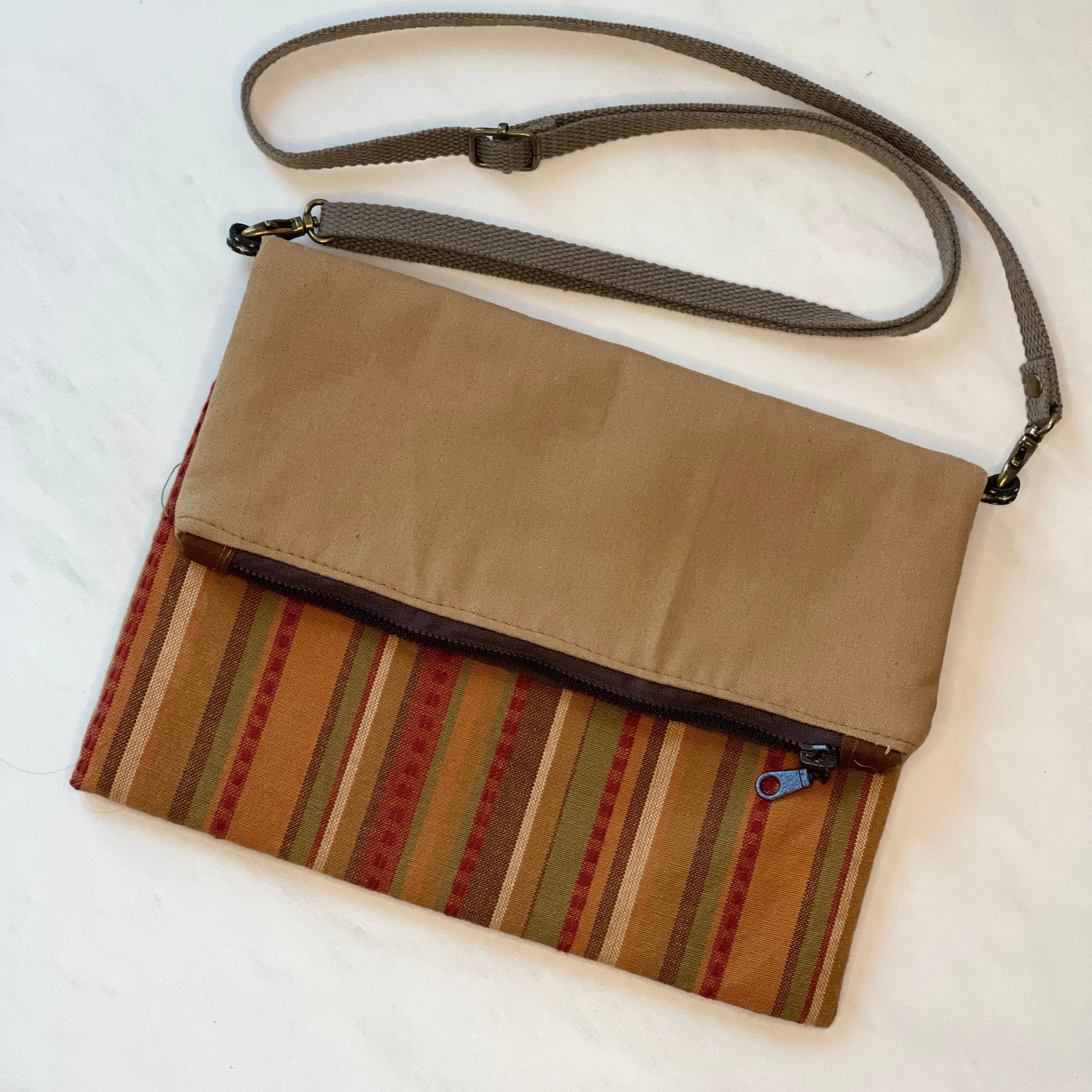 NORBOO | Folded Cross Body Clutch - Image 7