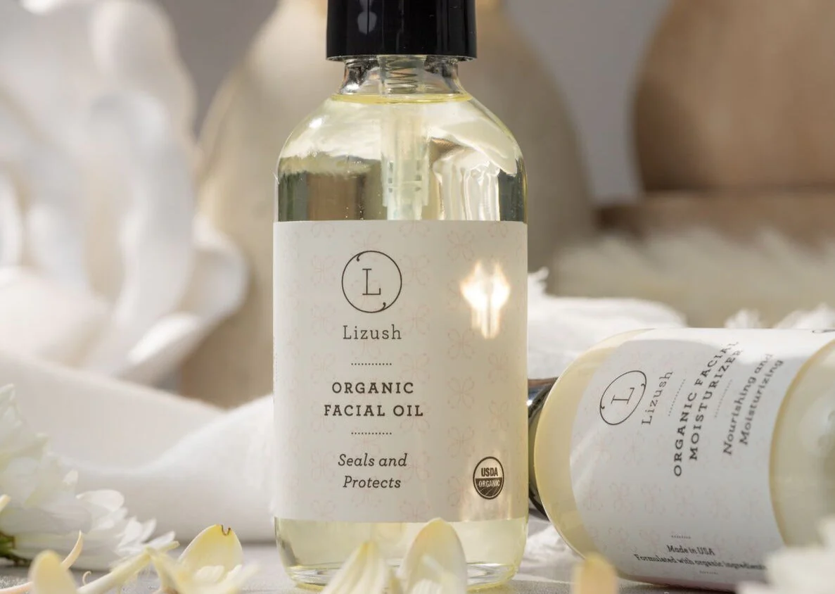 ORGANIC FACIAL OIL Seals and Protects - Image 5