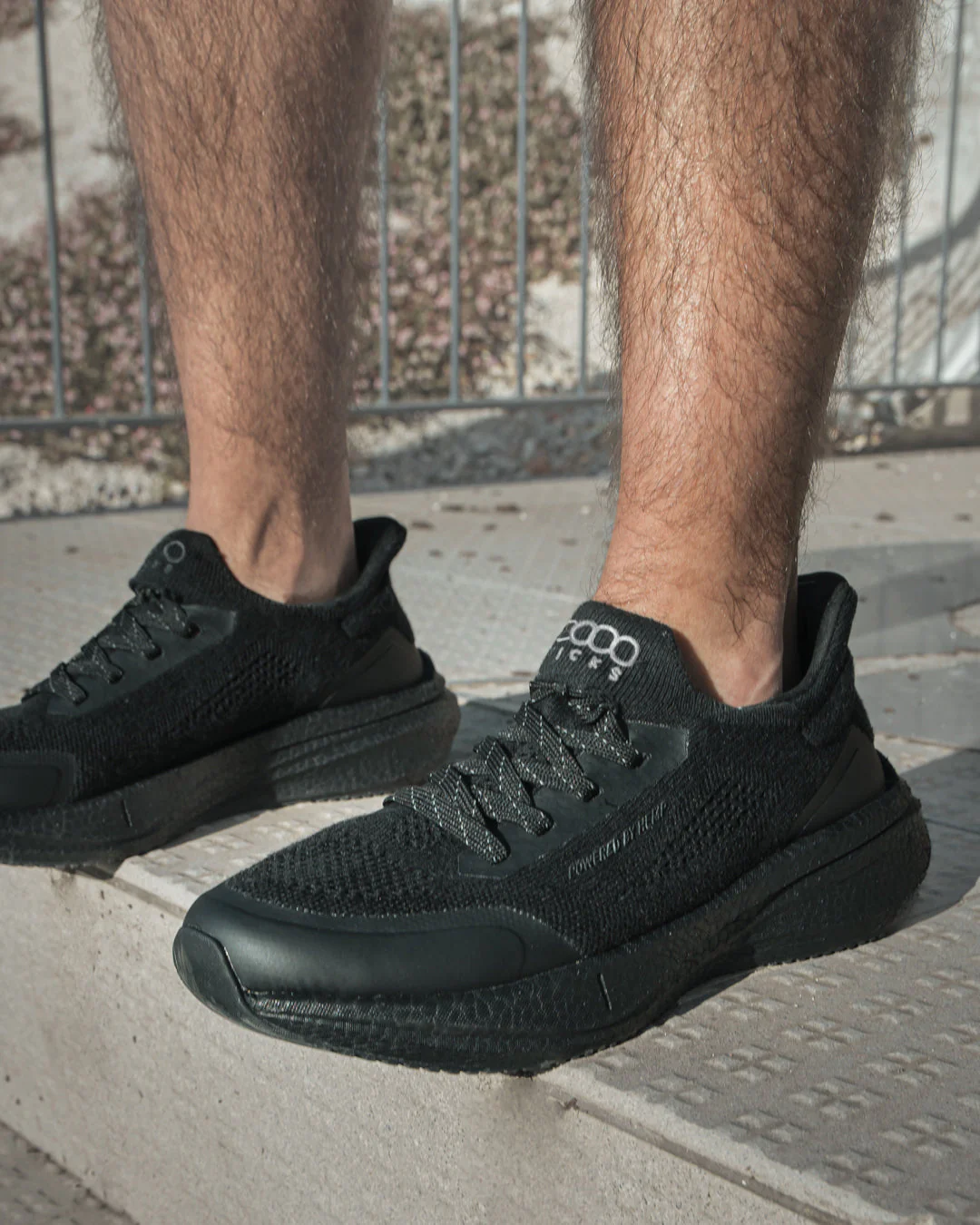 Runners for Men in Full Black - Image 7