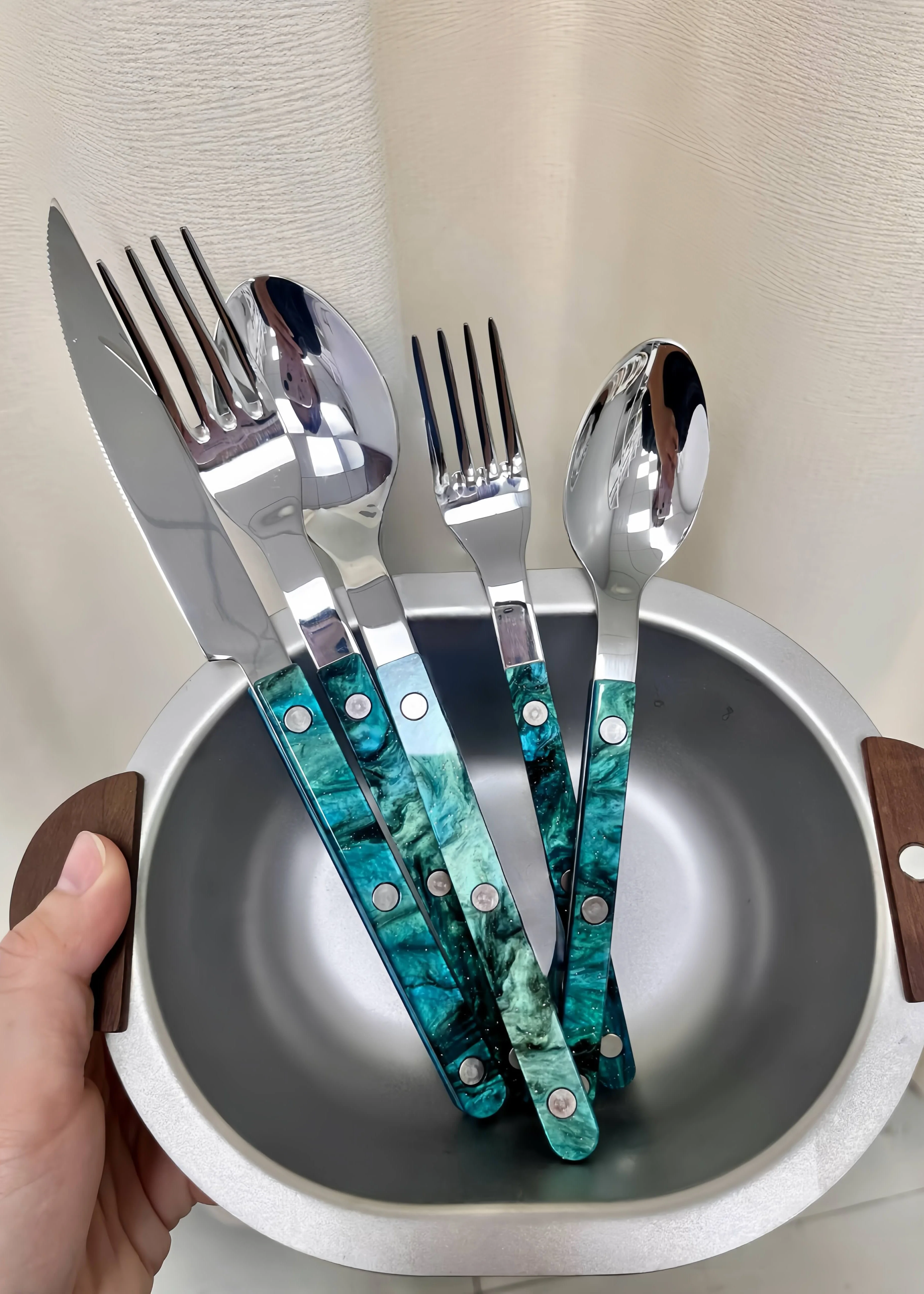 Set Of 10 Pcs Modern Elegant Terra Flatware - Bistrot Style Cutlery Silverware Set - Image 4