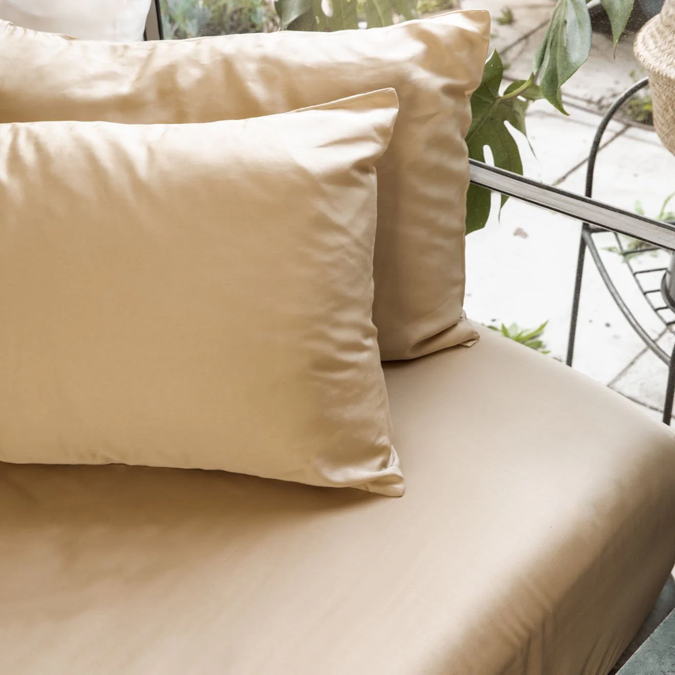Signature Sateen Fitted Sheet - Image 36