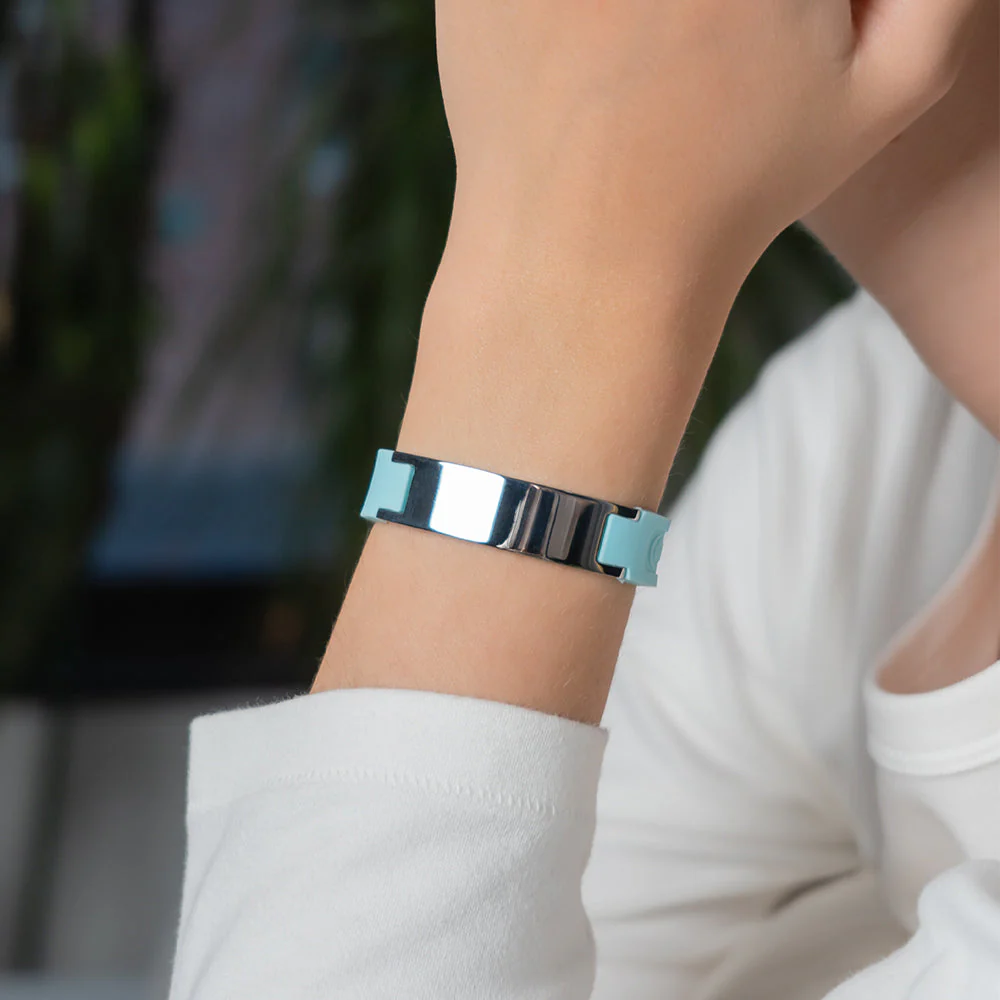 Silicone Energy Bracelet 4-in-1. 8 Colors available. Model SB032 - Image 4