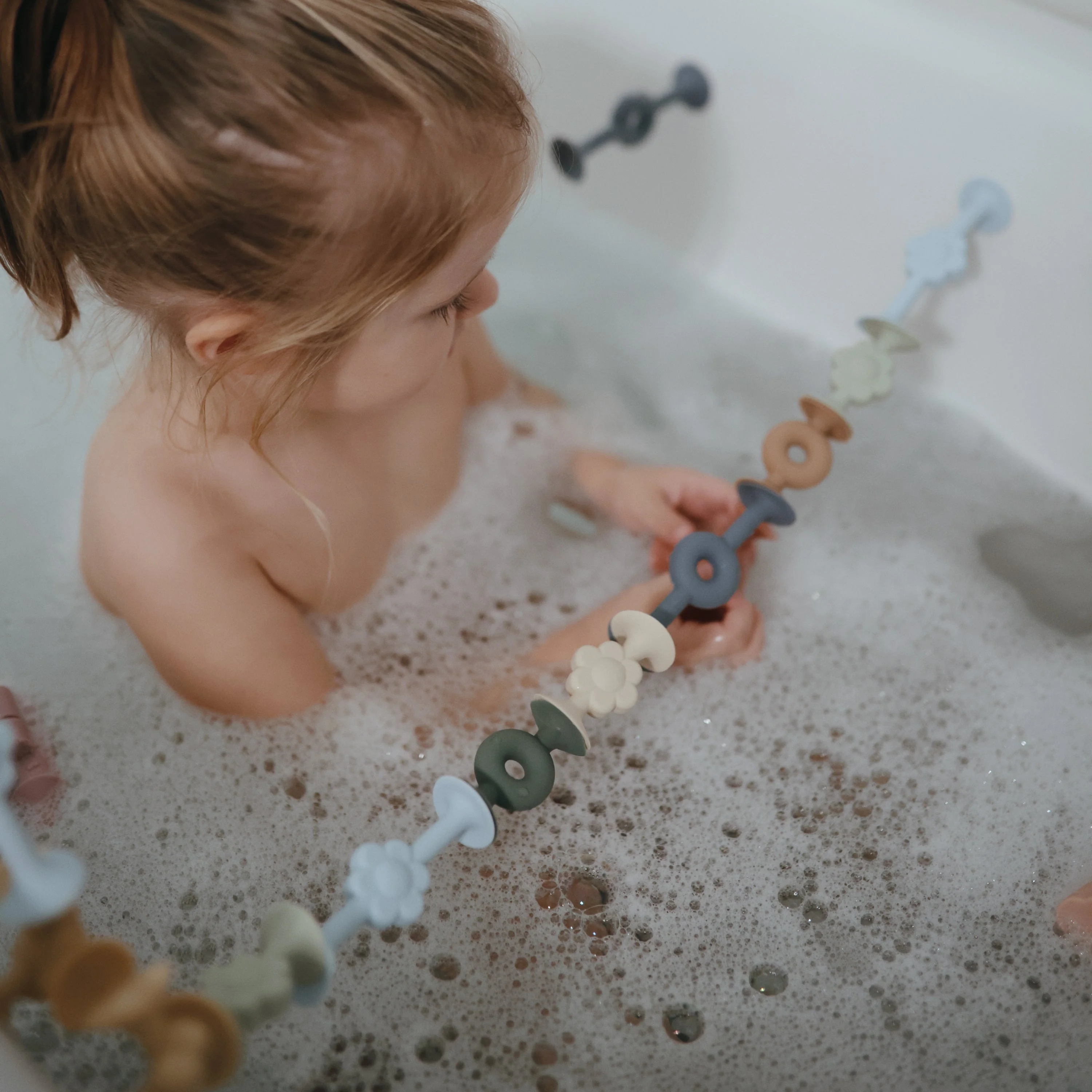Silicone Suction Bath Builders (Donut) - Image 5