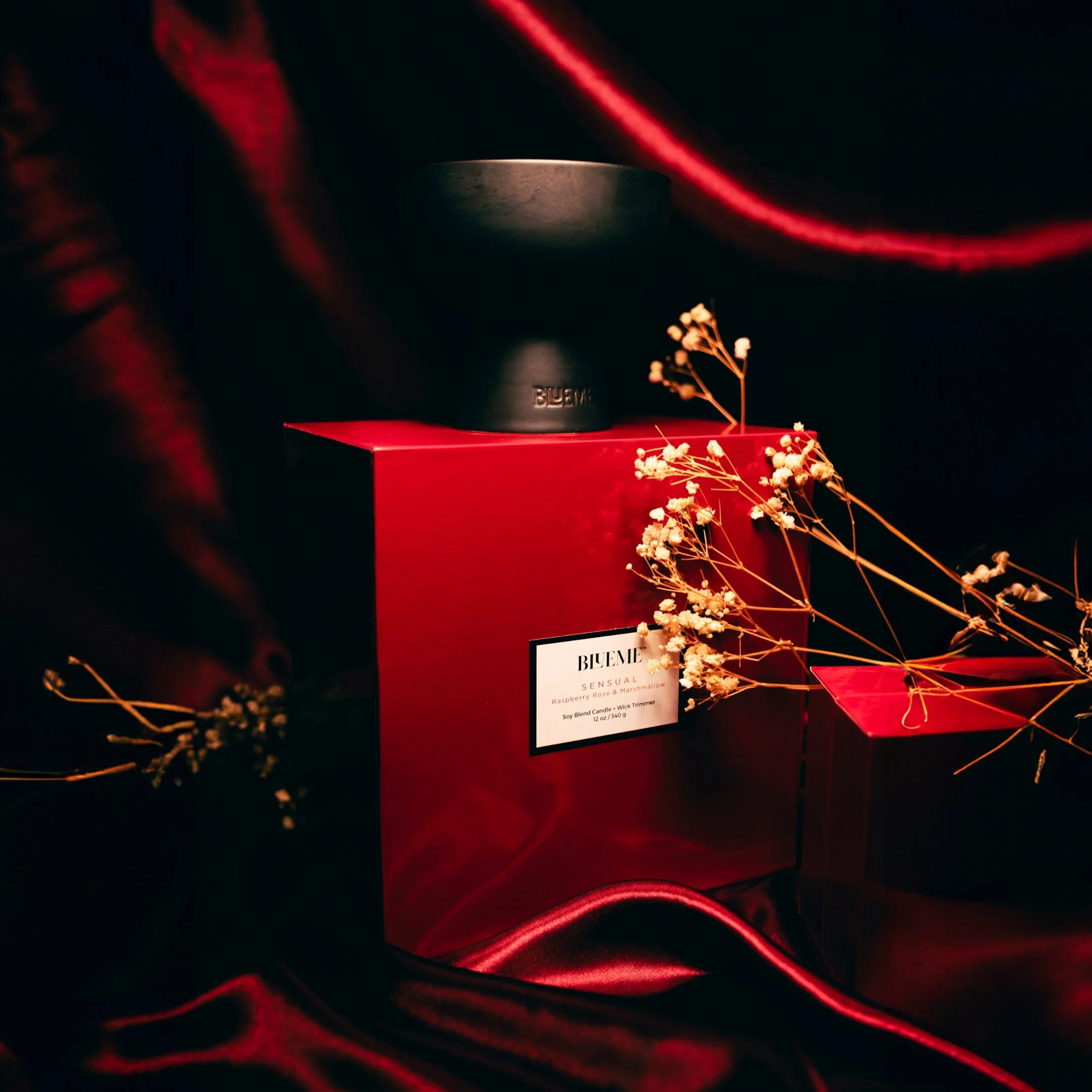 Valentines Day Collection: Wick Trimmer Set | Sensual - Raspberry Rose & Marshmallow - Black Ceramic - Image 6