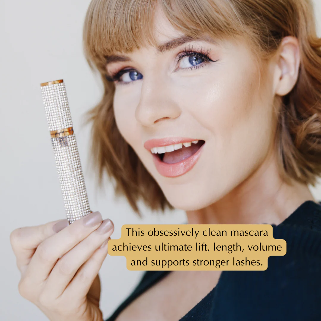 Volume Mega Mascara - for Bold Lashes - Image 5